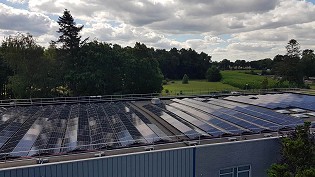 Zonnepanelen LED-verlichting infraroodverwarming