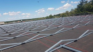 Zonnepanelen LED-verlichting infraroodverwarming